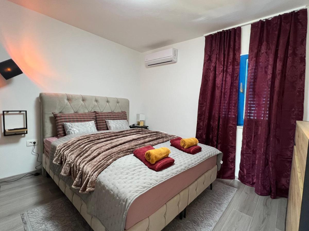 Lolita Appartement Rijeka Buitenkant foto