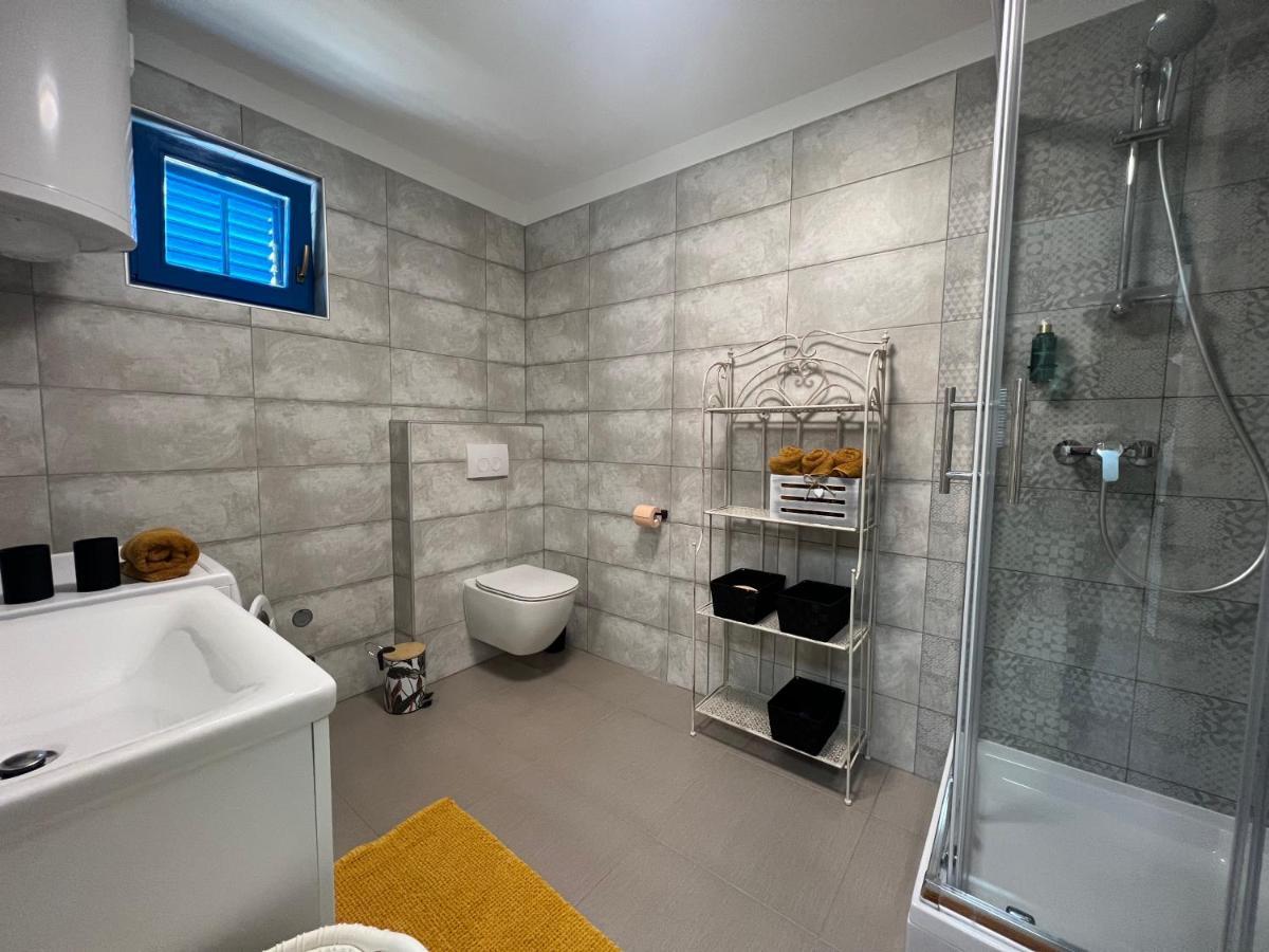 Lolita Appartement Rijeka Buitenkant foto