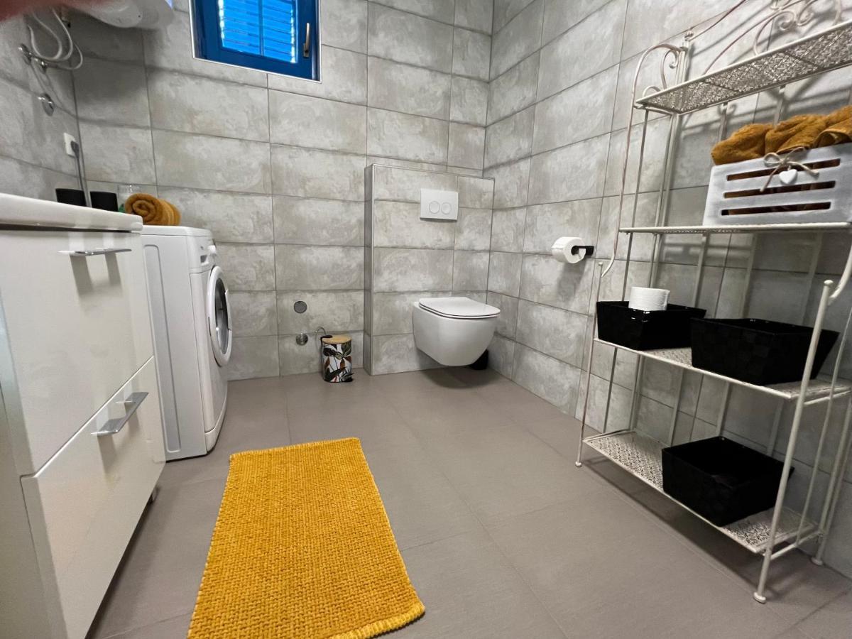 Lolita Appartement Rijeka Buitenkant foto
